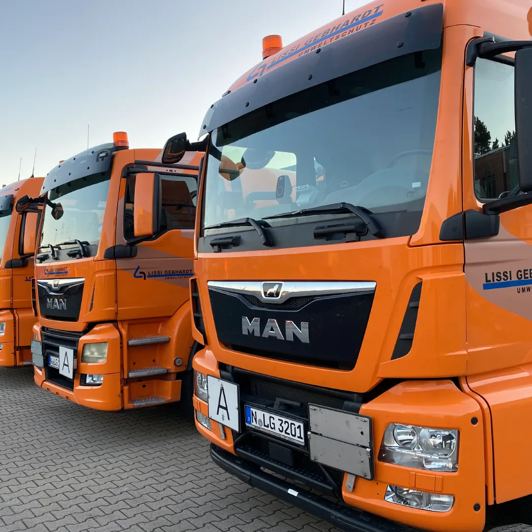 Zwei MAN-LKW von Lissi Gebhardt